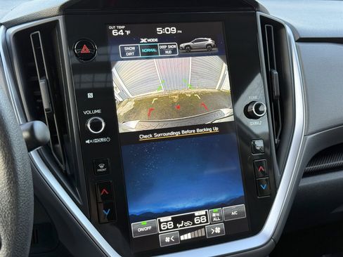 Used 2025 Subaru Crosstrek 2.0i Premium image 27