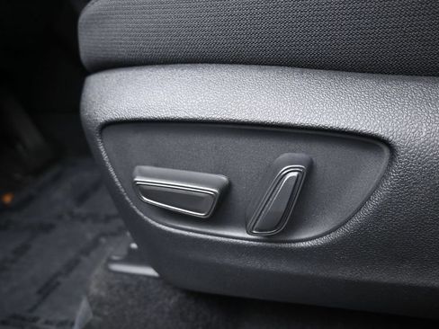 Used 2025 Toyota Grand Highlander FWD image 12