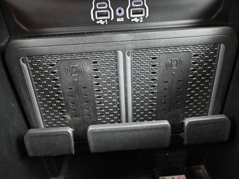 Used 2025 RAM 2500 Laramie w/ Night Edition AWD/4WD image 17