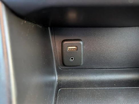 Used 2017 Chevrolet Colorado W/T w/ Custom Special Edition image 32