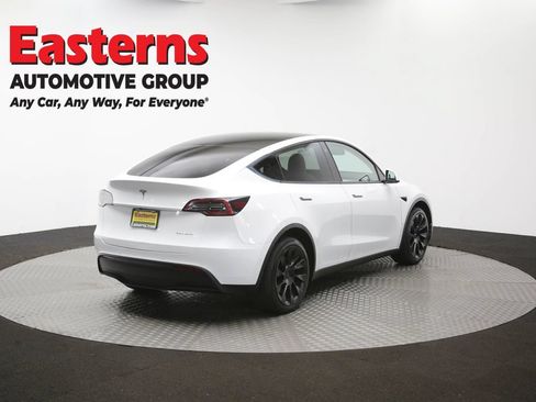 Used 2022 Tesla Model Y Long Range AWD/4WD image 36