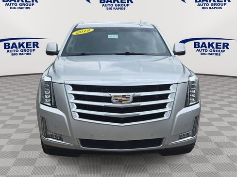 Used 2018 Cadillac Escalade ESV Premium Luxury AWD/4WD image 8