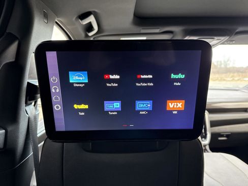 Used 2025 GMC Yukon Elevation w/ Elevation Premium Package image 14