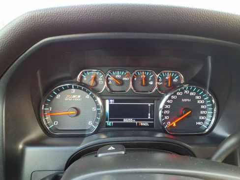 Used 2019 Chevrolet Silverado 1500 LT w/ All Star Edition image 19