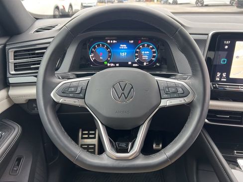 Used 2025 Volkswagen Atlas Cross Sport SEL Premium R-Line image 16