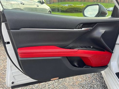 Used 2021 Toyota Camry XSE image 21