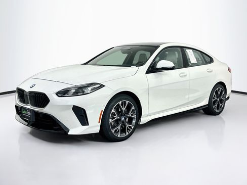 Used 2025 BMW 228i xDrive AWD/4WD image 3