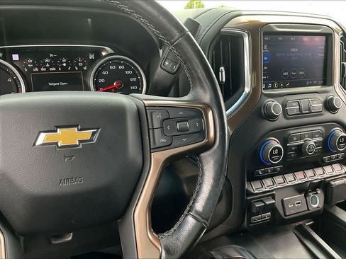 Used 2022 Chevrolet Silverado 3500 High Country AWD/4WD image 13