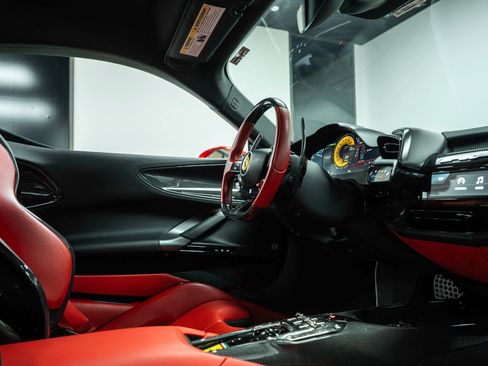 Used 2021 Ferrari SF90 Stradale image 24