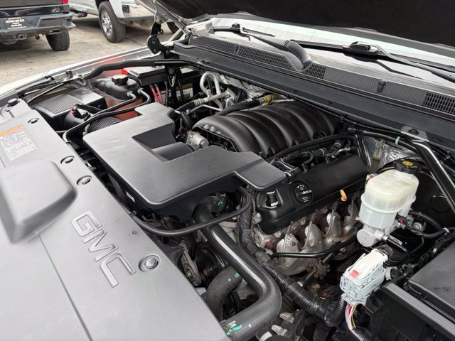 Used 2017 GMC Yukon Denali w/ Open Road Package AWD/4WD image 10