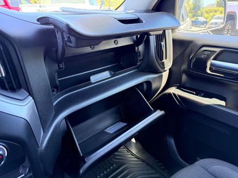 Used 2023 Chevrolet Silverado 1500 Custom w/ LPO, Dark Essentials Package AWD/4WD image 19