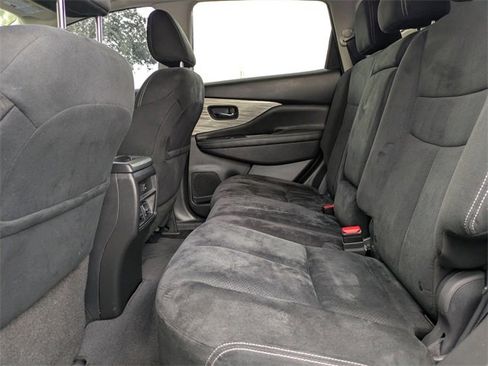 Used 2018 Nissan Murano SV w/ Premium Package image 14