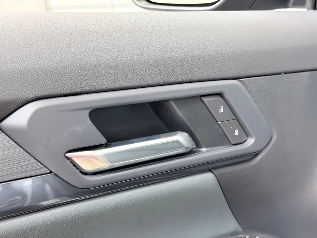 New 2026 GMC Terrain AT4 w/ Technology Package II AWD/4WD image 10