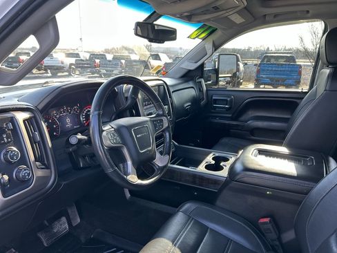 Used 2016 GMC Sierra 2500 Denali image 25