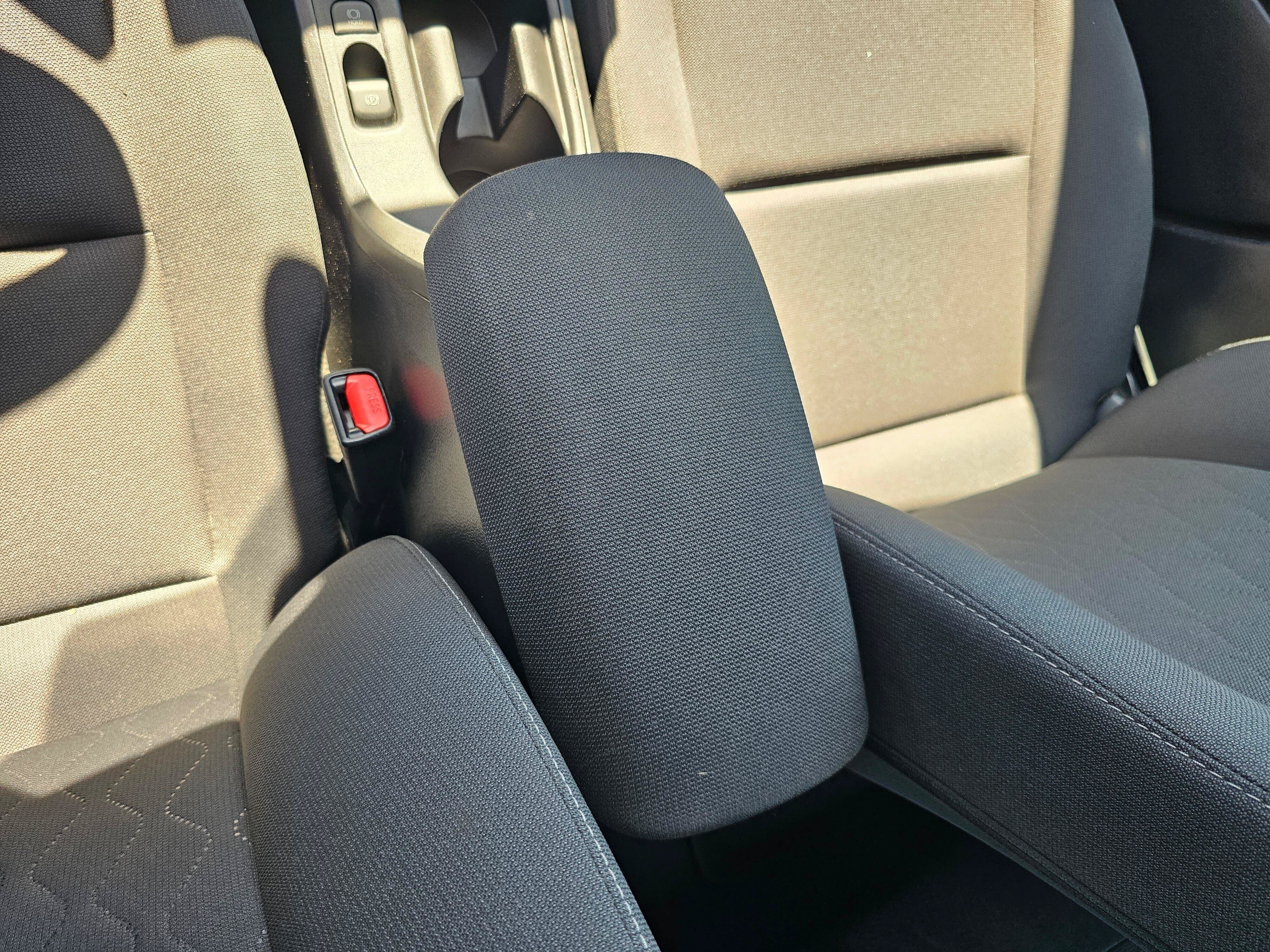Certified 2025 Toyota Corolla LE FWD image 26