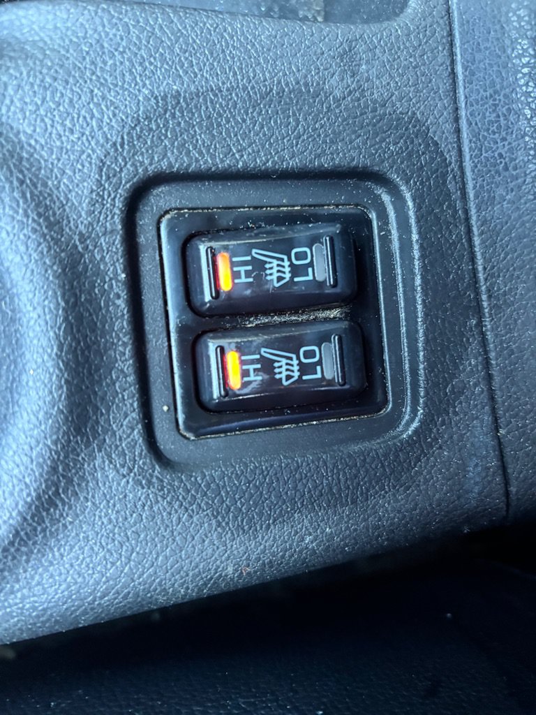 Used 2015 Mitsubishi Outlander SE AWD/4WD image 5