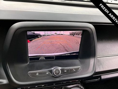 Used 2022 Chevrolet Camaro LT RWD image 13