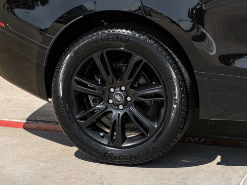 Used 2020 Land Rover Range Rover Velar R-Dynamic S image 49