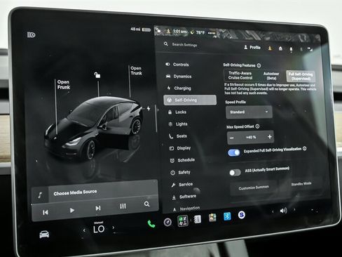 Used 2023 Tesla Model Y Long Range AWD/4WD image 27