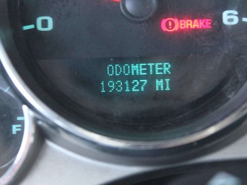 Used 2008 Chevrolet Silverado 1500 LT w/ Power Pack Plus RWD image 8