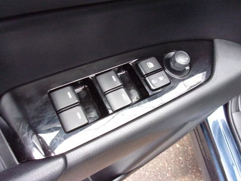 Used 2018 MAZDA CX-5 Touring image 13