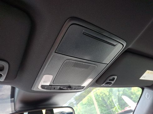 Certified 2025 Honda Pilot Sport image 21