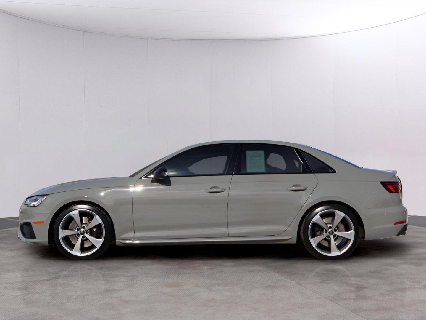 Used 2019 Audi S4 Premium Plus w/ Premium Plus Package AWD/4WD image 4