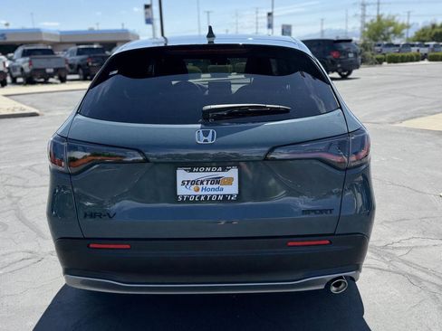 Certified 2026 Honda HR-V Sport image 7