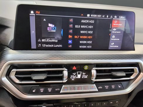 Used 2023 BMW X4 xDrive30i AWD/4WD image 29