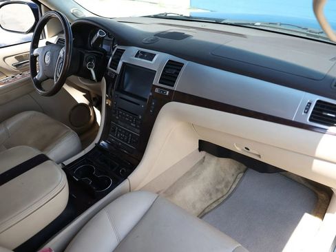 Used 2007 Cadillac Escalade ESV AWD w/ Information Package image 27