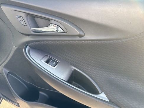 Used 2024 Chevrolet Malibu LT image 31