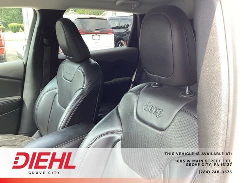 Used 2019 Jeep Cherokee Limited w/ Trailer Tow Group AWD/4WD image 19