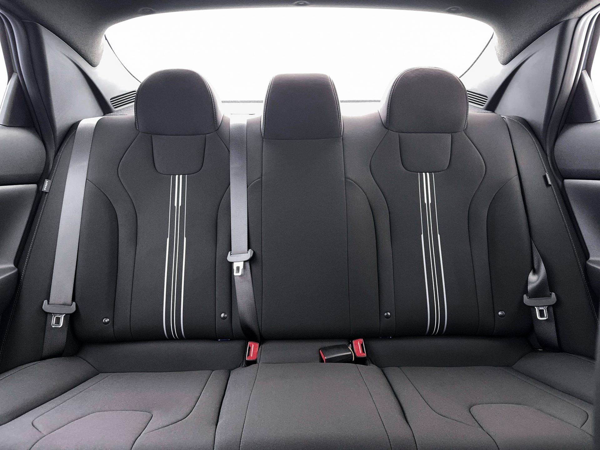 New 2026 Hyundai Elantra SEL FWD image 16