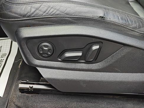 Used 2017 Audi Q7 3.0T Prestige w/ Prestige Package image 19