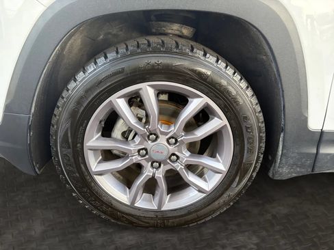 Used 2023 GMC Terrain SLT w/ Tech Package AWD/4WD image 33
