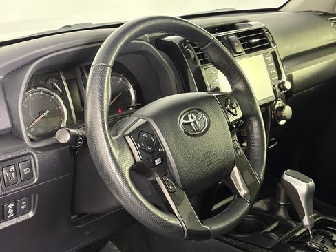 Used 2023 Toyota 4Runner TRD Off-Road Premium w/ Moonroof Package AWD/4WD image 11