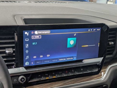 New 2025 Chevrolet Silverado 1500 RST w/ Convenience Package II image 32