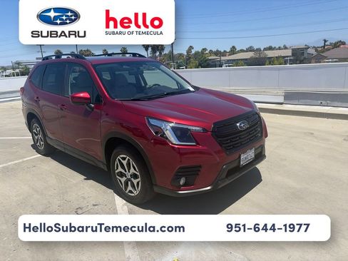 Certified 2023 Subaru Forester Premium AWD/4WD image 1
