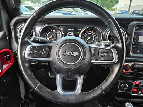 Used 2020 Jeep Wrangler Unlimited Sahara AWD/4WD image 21