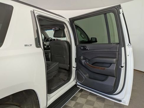 Used 2020 GMC Yukon XL SLT AWD/4WD image 39