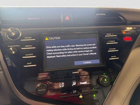 Used 2020 Toyota Camry SE AWD/4WD image 20