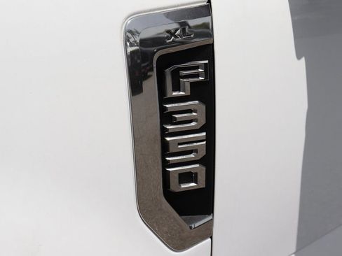 Used 2020 Ford F350 XL w/ Power Equipment Group RWD image 35