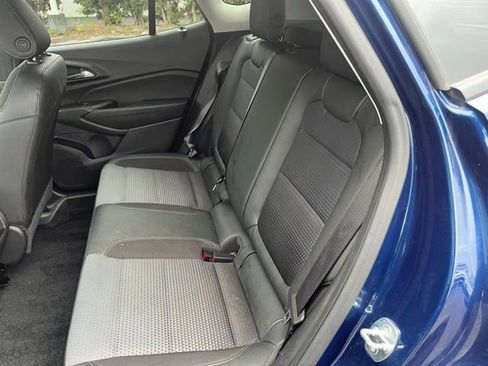 Used 2024 Chevrolet Trax LT w/ Driver Confidence Package image 17