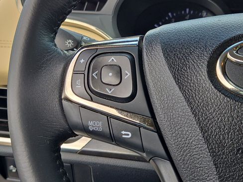 Used 2018 Toyota Avalon XLE Premium image 22