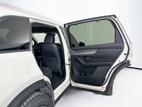 Used 2024 MAZDA CX-90 3.3 Turbo w/ Preferred Plus image 32