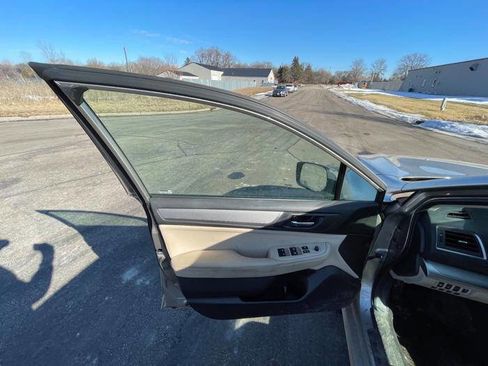 Used 2016 Subaru Legacy 2.5i Premium image 22