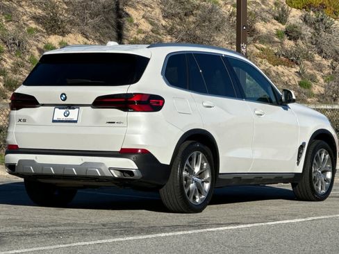 Used 2025 BMW X5 xDrive40i image 2