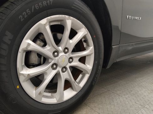 Used 2018 Chevrolet Equinox LS image 31