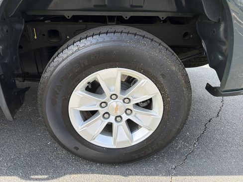 Used 2025 Chevrolet Silverado 1500 LT image 19