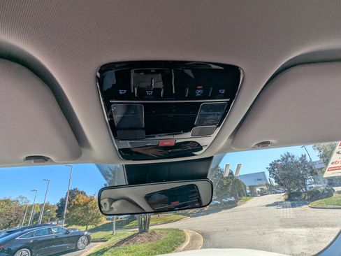 Used 2025 Hyundai Santa Fe SEL image 25